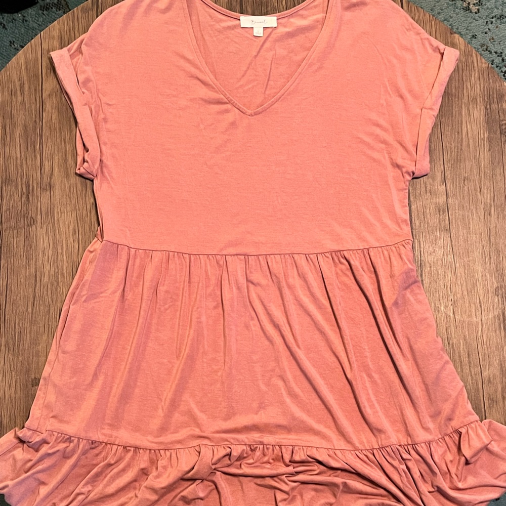 Dusty rose short sleeve v neck tiered dress with pockets
